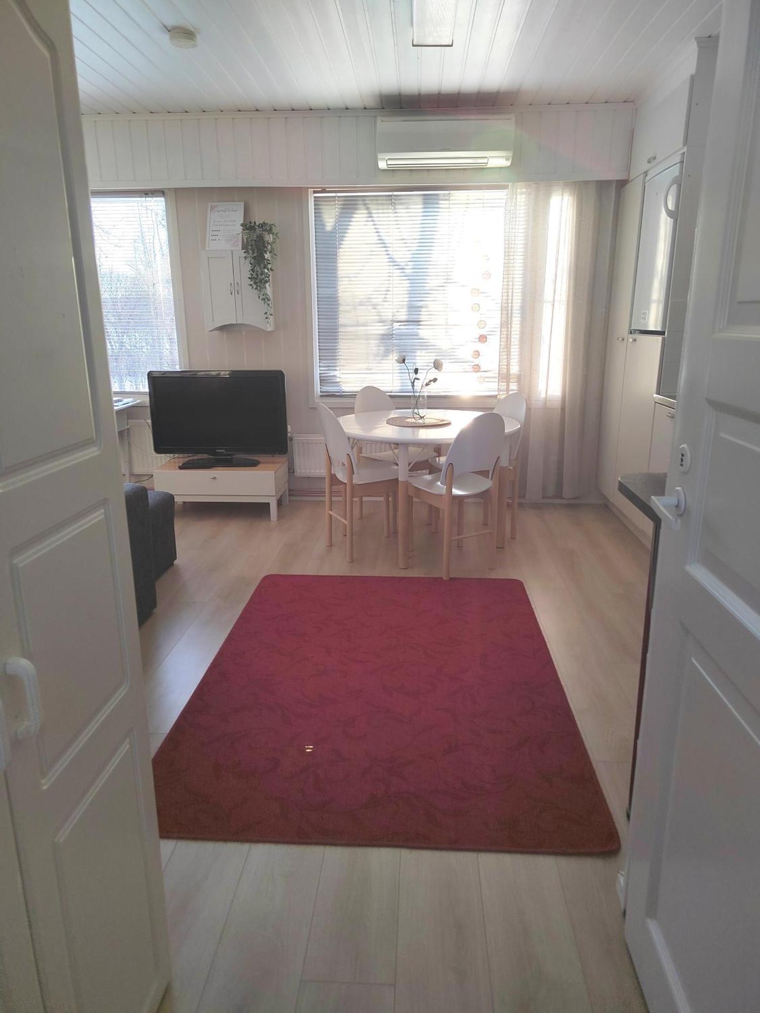 Viihtyisae Kolmio Jaerven Rannalla Haapavesi Exteriér fotografie